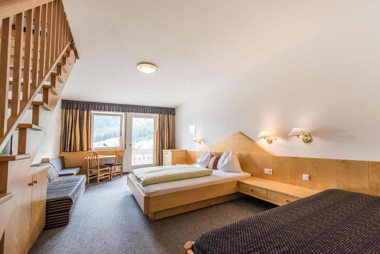 Hotel Fronza - Your Hike & Mountain Home Лутаго Экстерьер фото