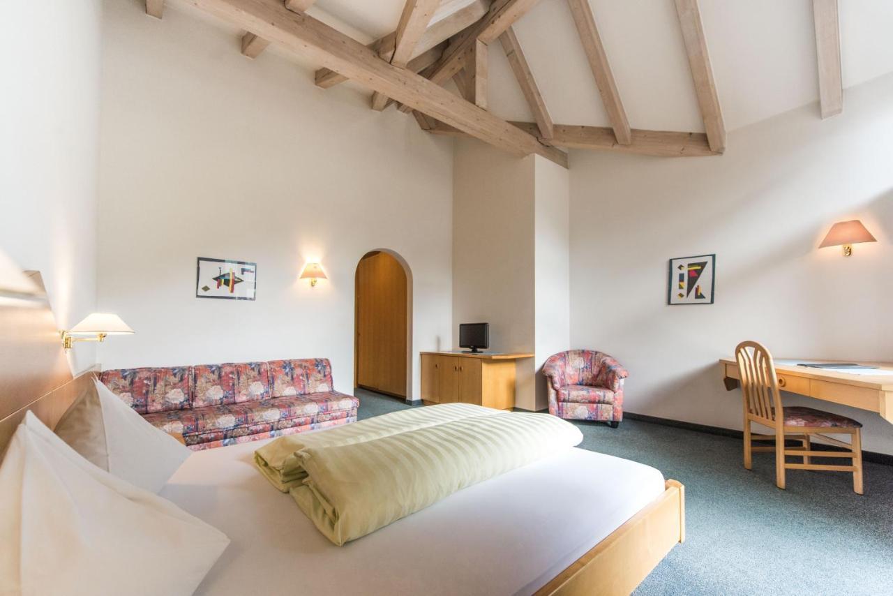 Hotel Fronza - Your Hike & Mountain Home Лутаго Экстерьер фото