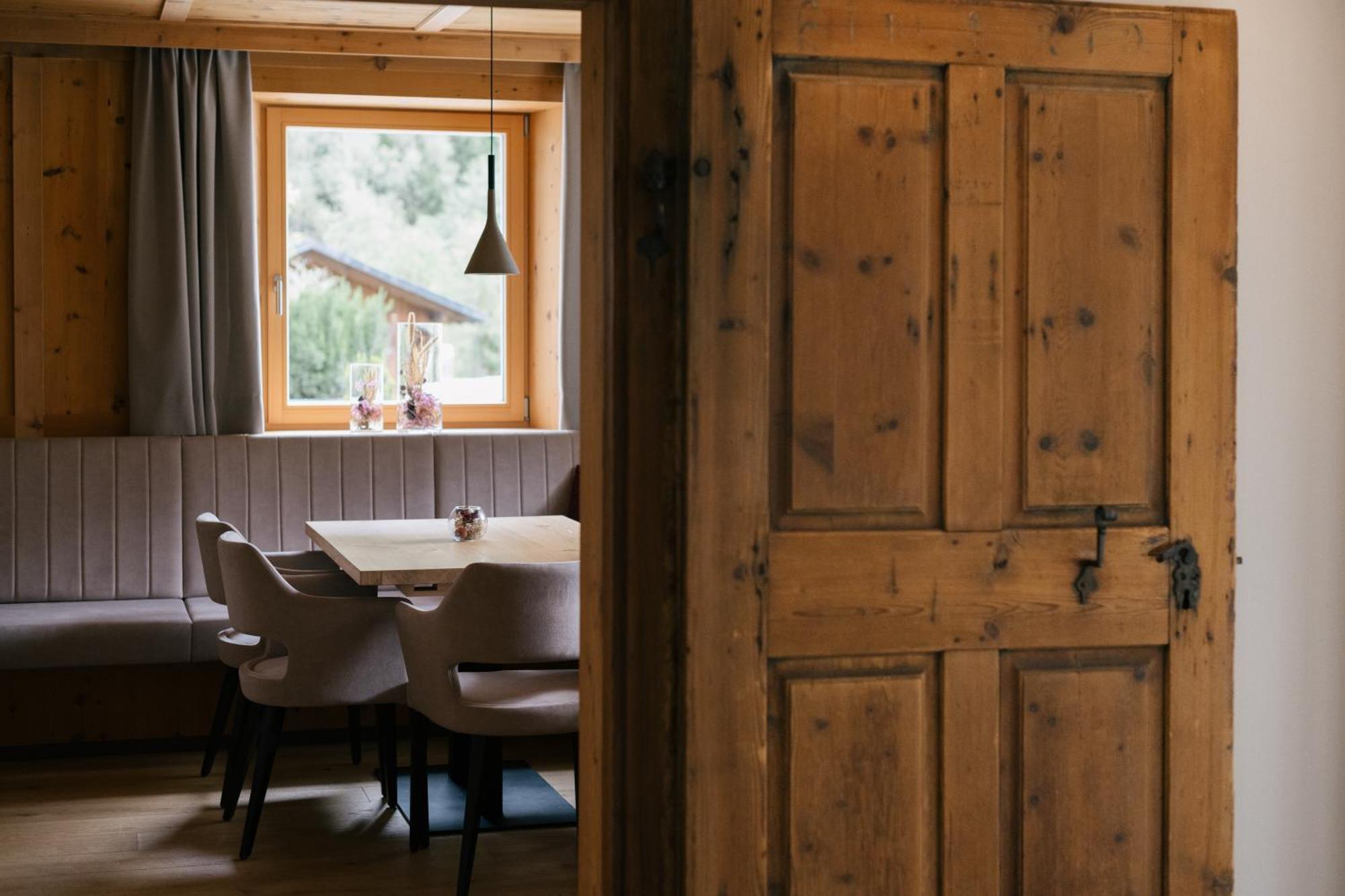 Hotel Fronza - Your Hike & Mountain Home Лутаго Экстерьер фото
